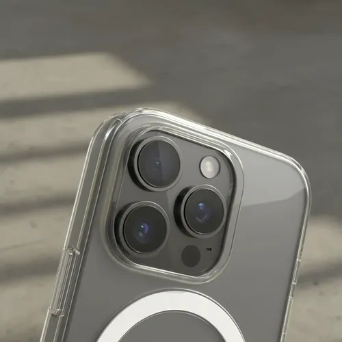 iPhone 16 Pro Clear MagSafe